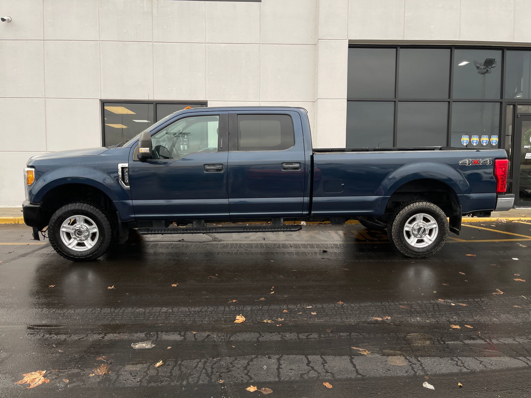 Used 2017 Ford F250 XLT w/ XLT Value Package image 6