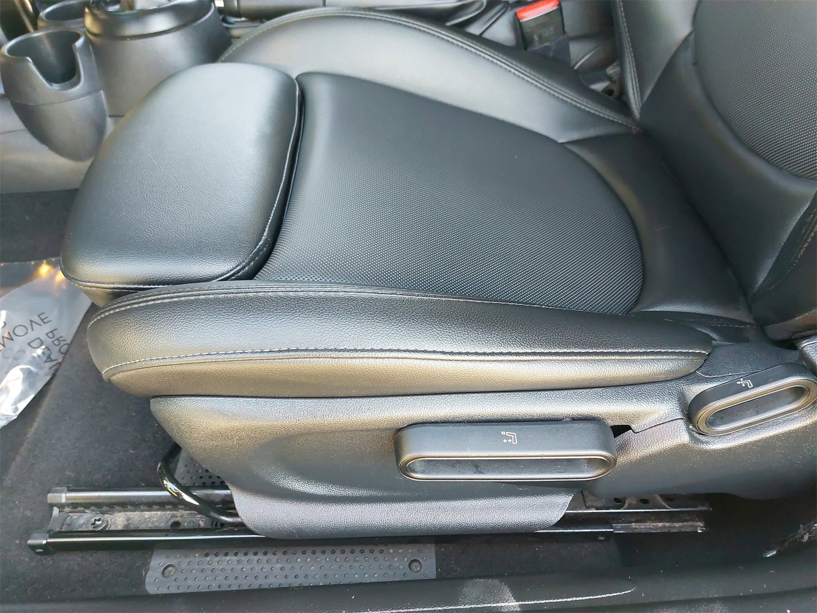 Used 2022 MINI Cooper S image 28