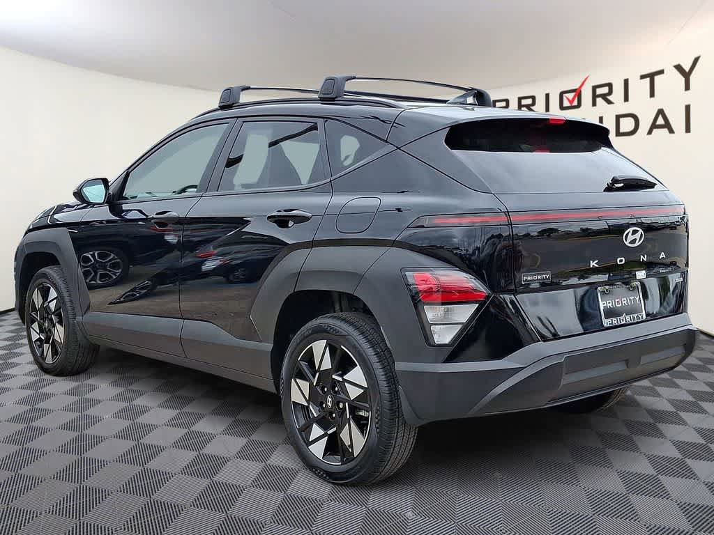 Used 2025 Hyundai Kona SEL AWD/4WD image 6