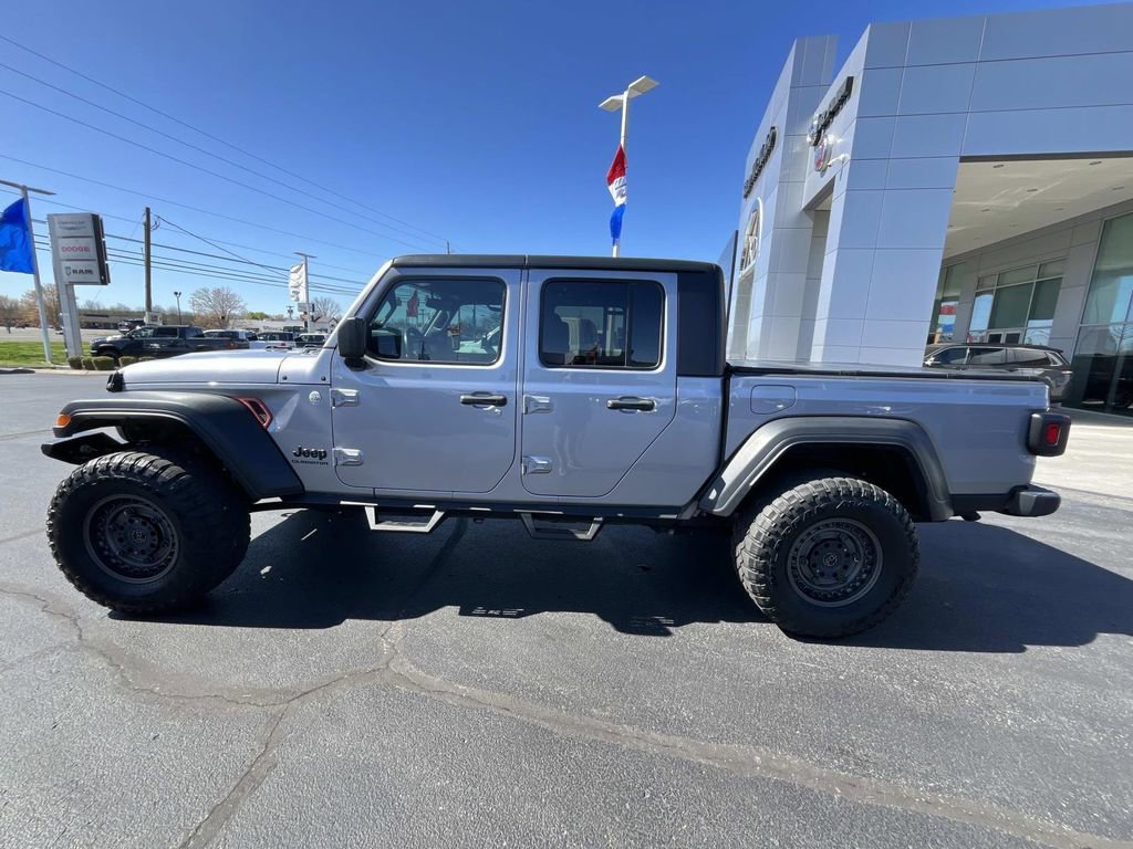 Used 2020 Jeep Gladiator Sport w/ Quick Order Package 24S image 4