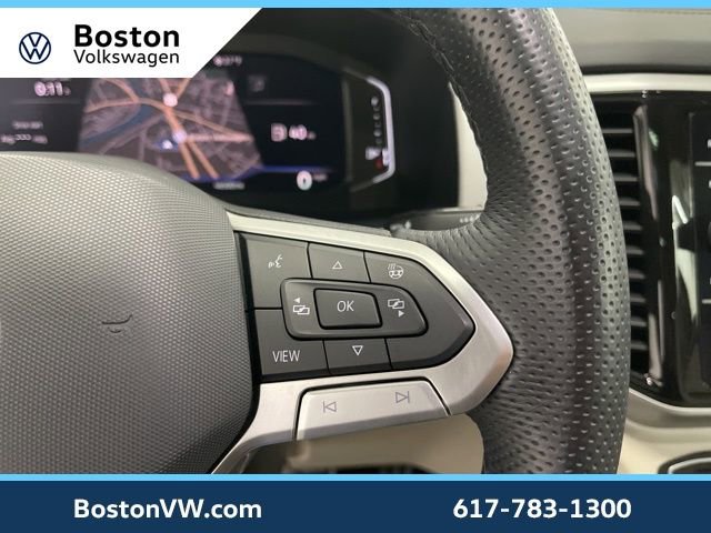 Certified 2022 Volkswagen Atlas SEL R-Line image 19