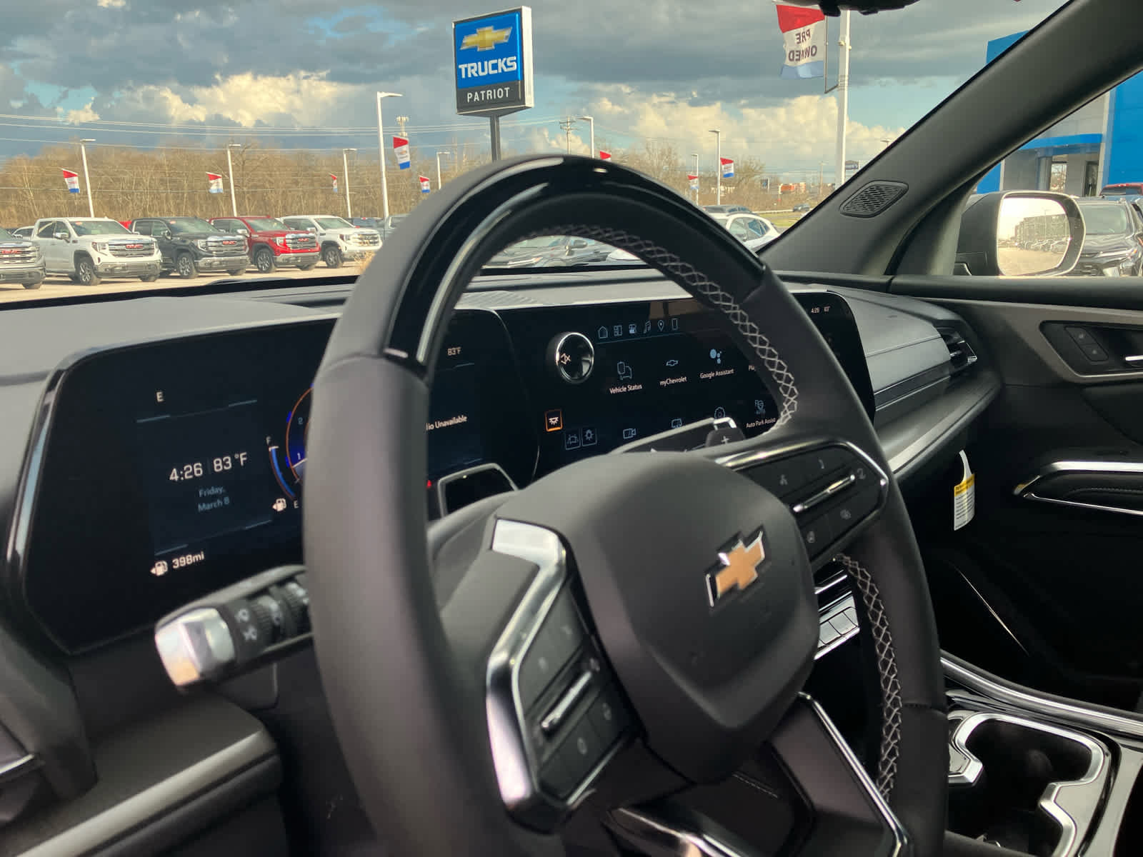 New 2026 Chevrolet Traverse LT w/ Enhanced Driving Package image 9