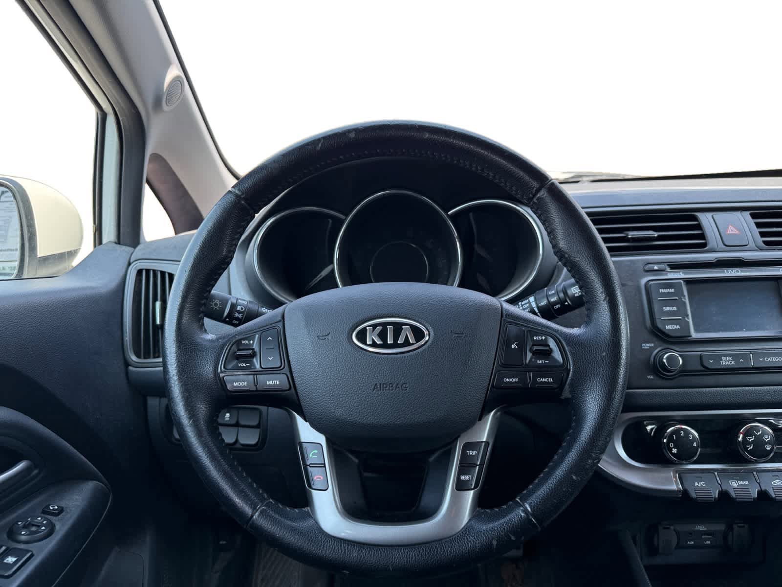Used 2012 Kia Rio SX image 12