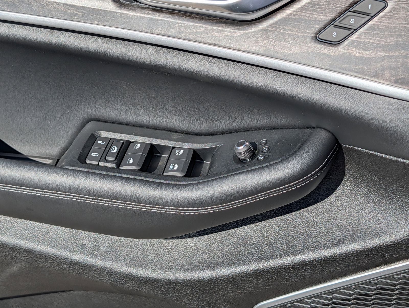 New 2026 Jeep Grand Cherokee Limited AWD/4WD image 22