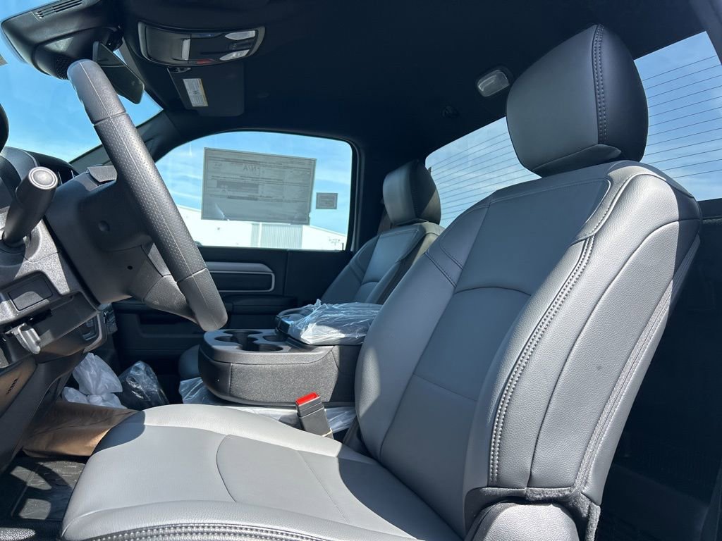 New 2026 RAM 5500 Tradesman AWD/4WD image 8