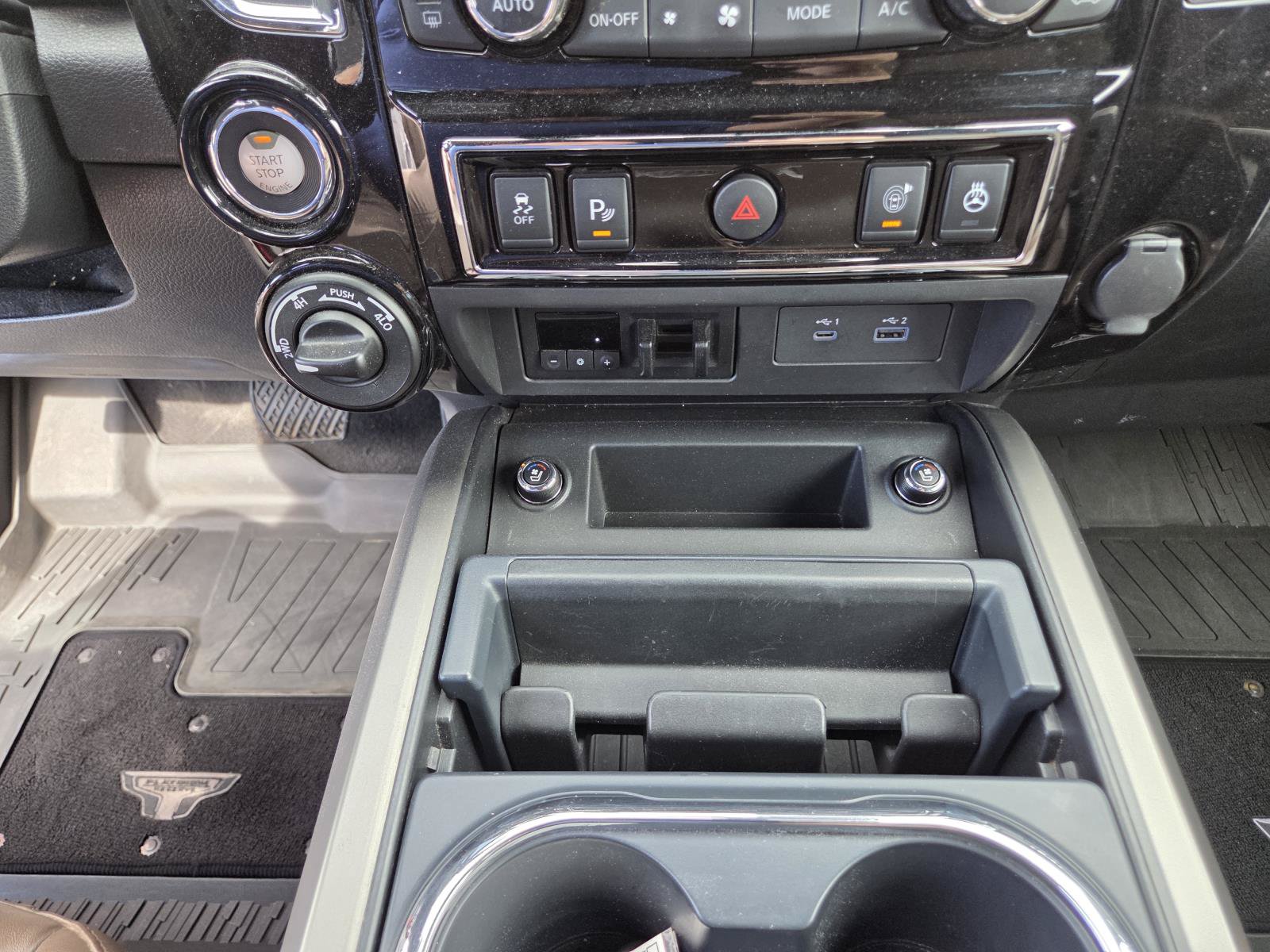 Used 2022 Nissan Titan Platinum Reserve w/ Moonroof Package AWD/4WD image 26
