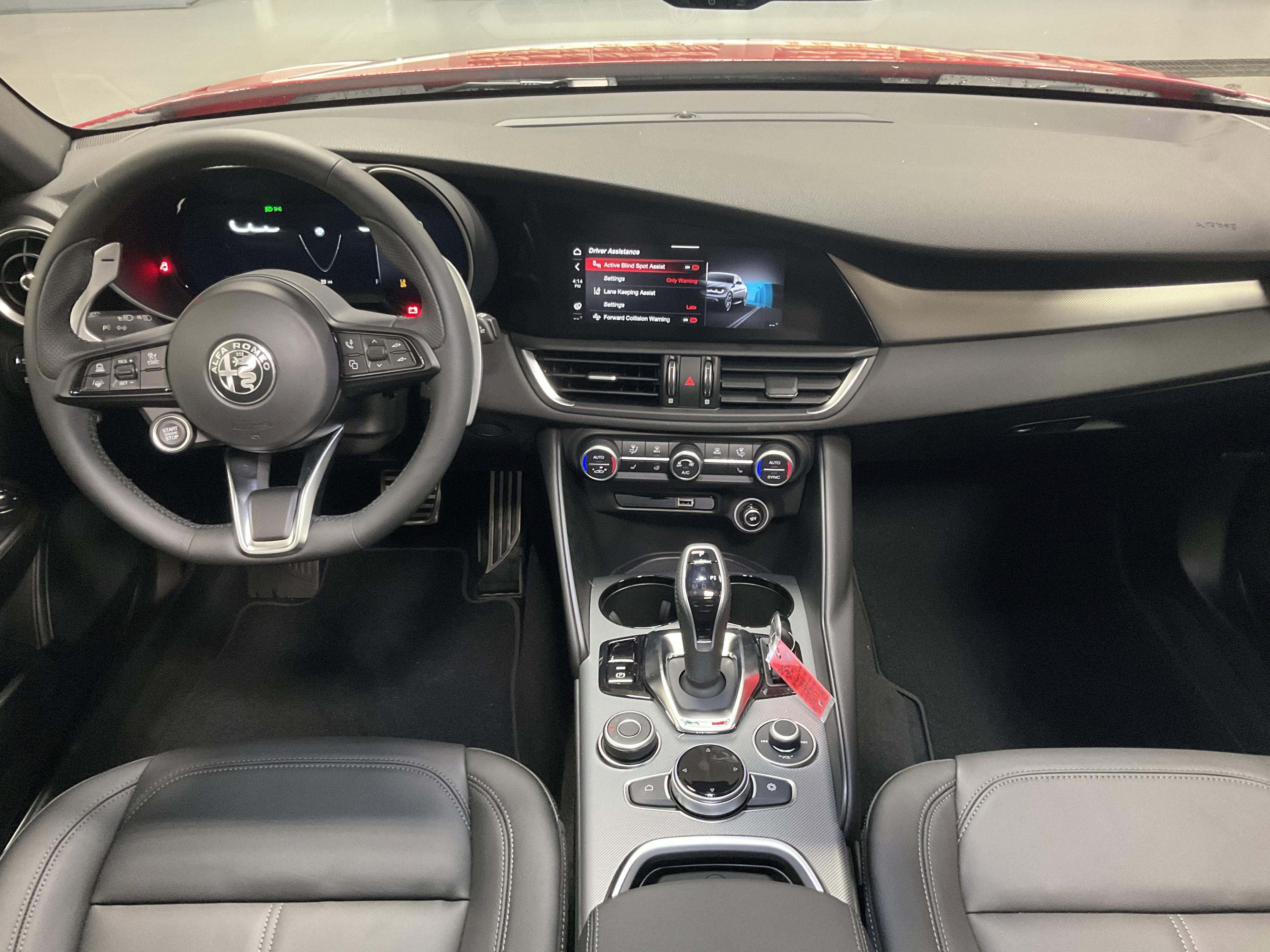 New 2025 Alfa Romeo Giulia AWD w/ Driving Assist Package image 13