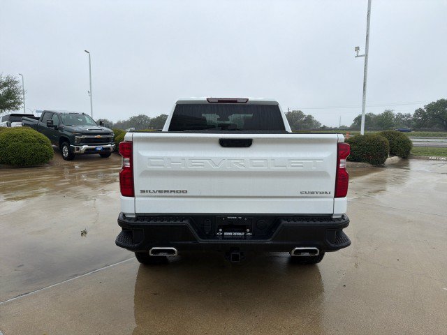 Used 2025 Chevrolet Silverado 1500 Custom Trail Boss AWD/4WD image 13