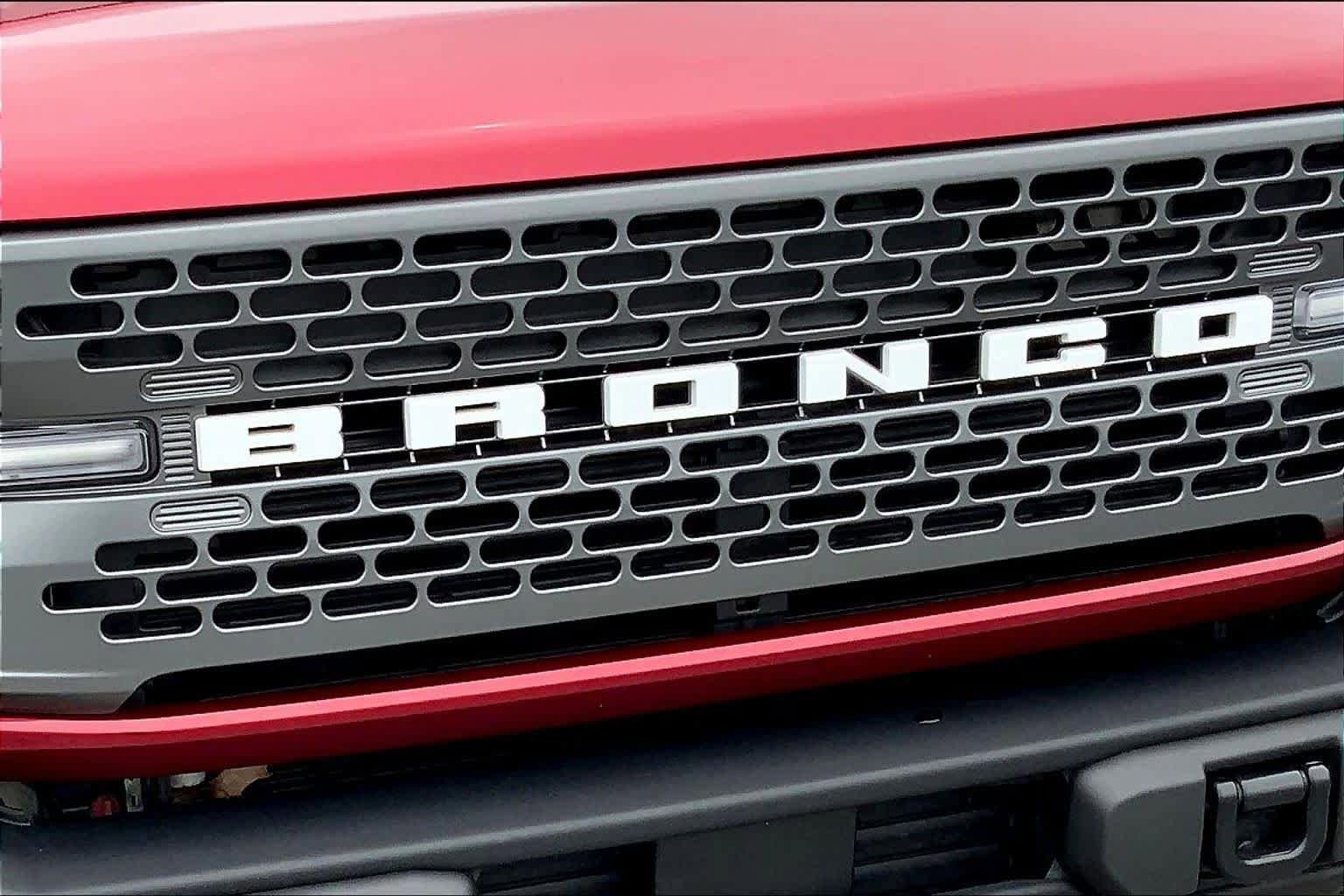 Certified 2025 Ford Bronco Badlands AWD/4WD image 29