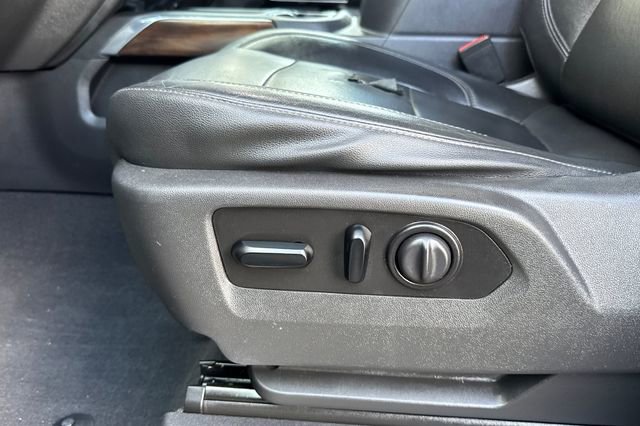 Used 2020 GMC Sierra 1500 SLT w/ SLT Premium Plus Package image 13