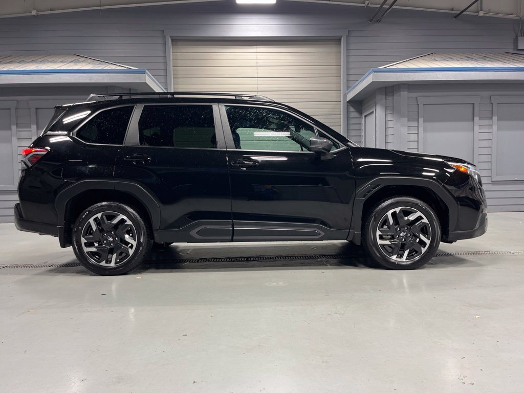 Used 2026 Subaru Forester Limited AWD/4WD image 9