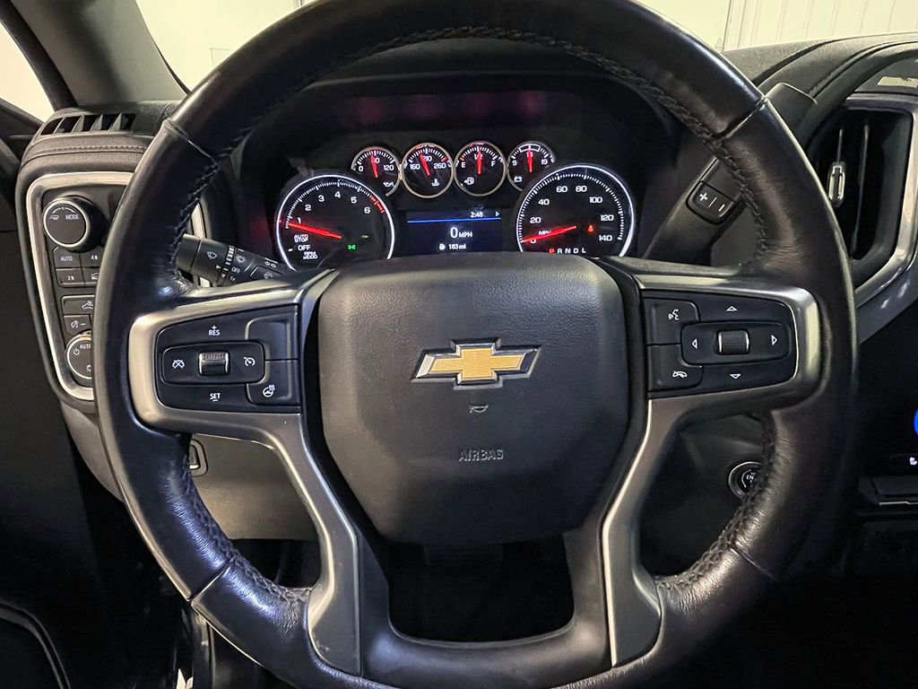 Used 2021 Chevrolet Silverado 1500 LT image 32