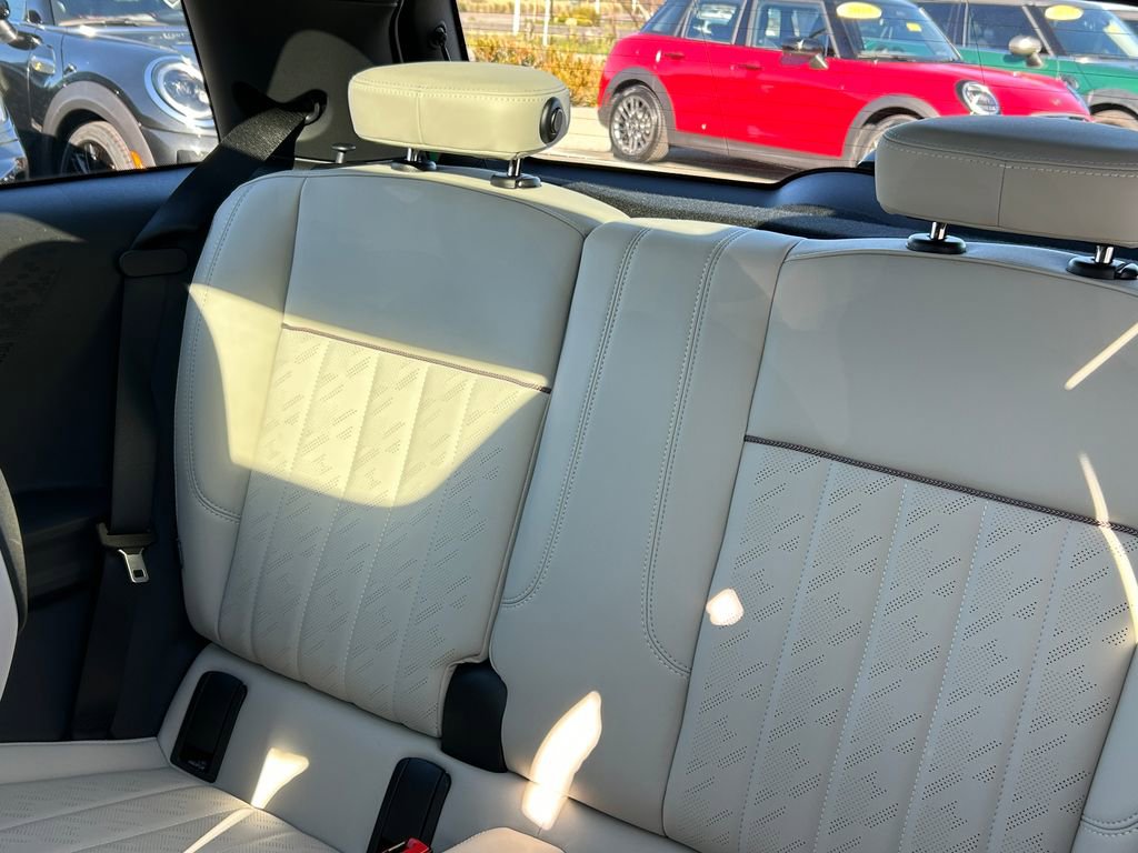 Used 2025 MINI Cooper S image 29