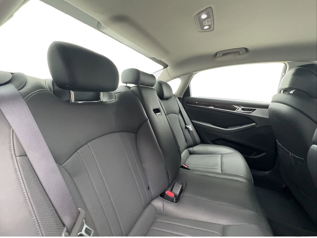 Used 2018 Genesis G80 3.8 image 27