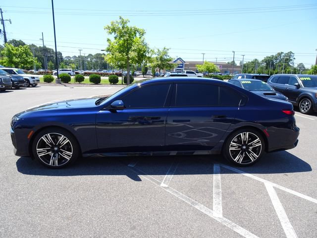 Used 2026 BMW 760i xDrive w/ Executive Package AWD/4WD image 7