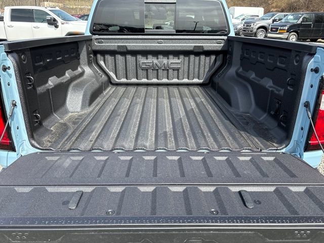 New 2026 GMC Canyon Denali image 4