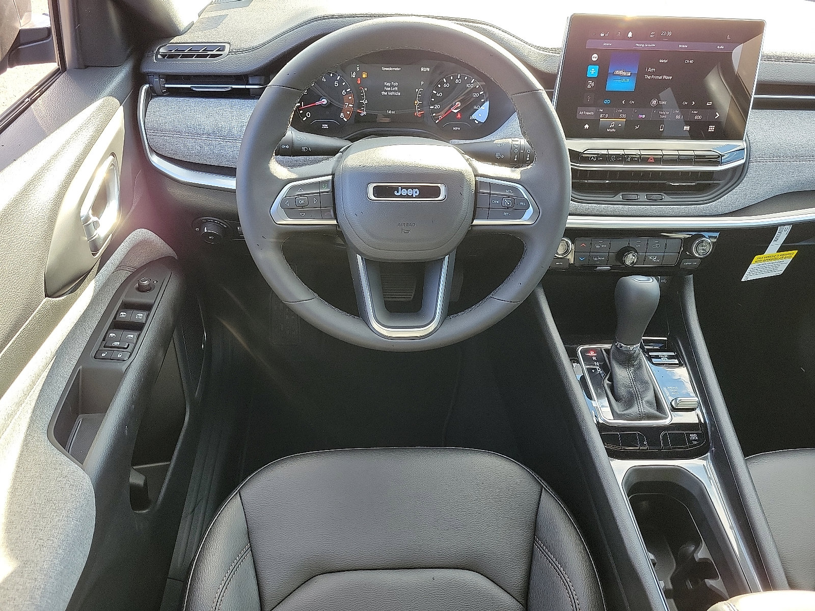 Used 2024 Jeep Compass Latitude w/ Sun and Sound Group image 11