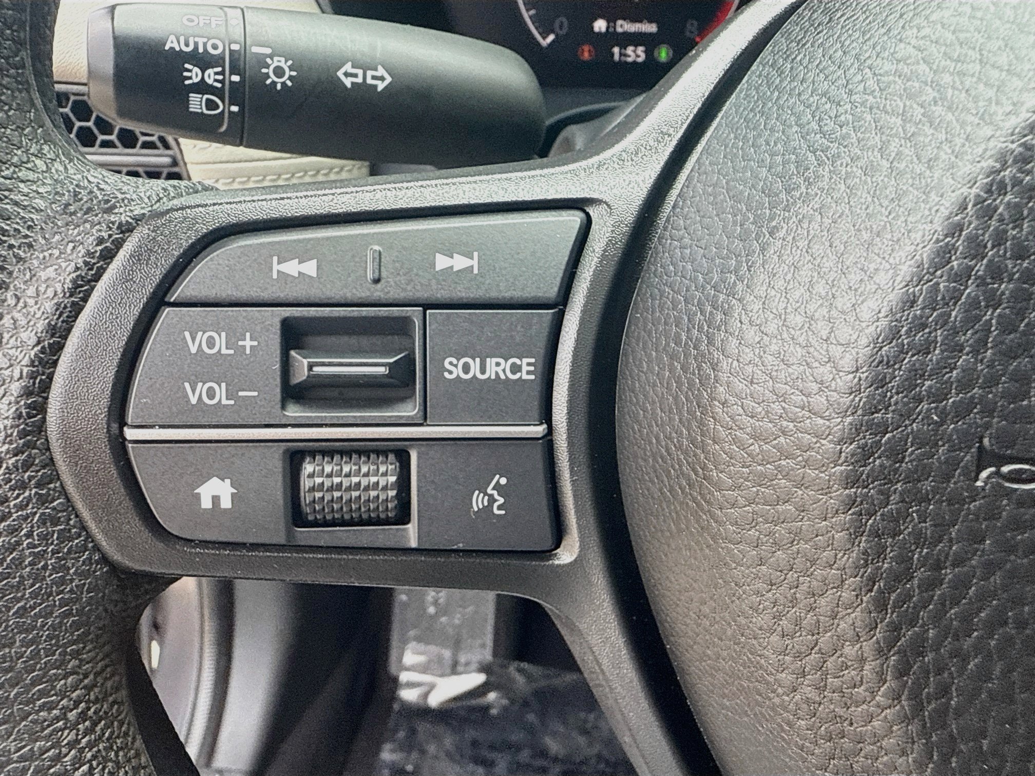 Used 2025 Honda HR-V LX image 35
