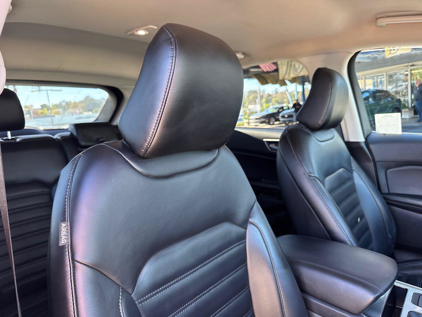 Certified 2023 Ford Edge SEL w/ Convenience Package AWD/4WD image 16