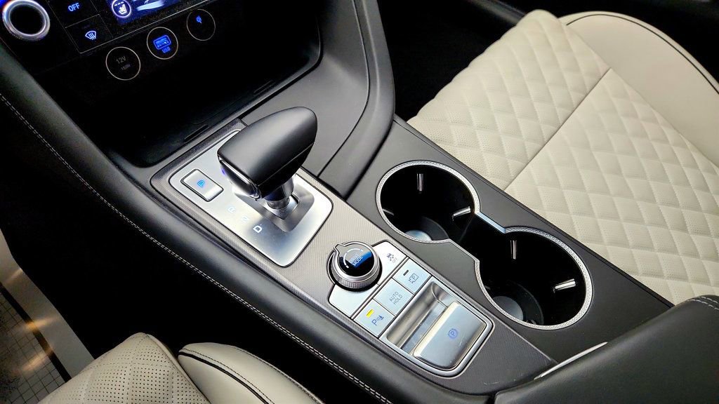 Used 2024 Genesis G70 3.3T Advanced w/ Sport Prestige Package image 17