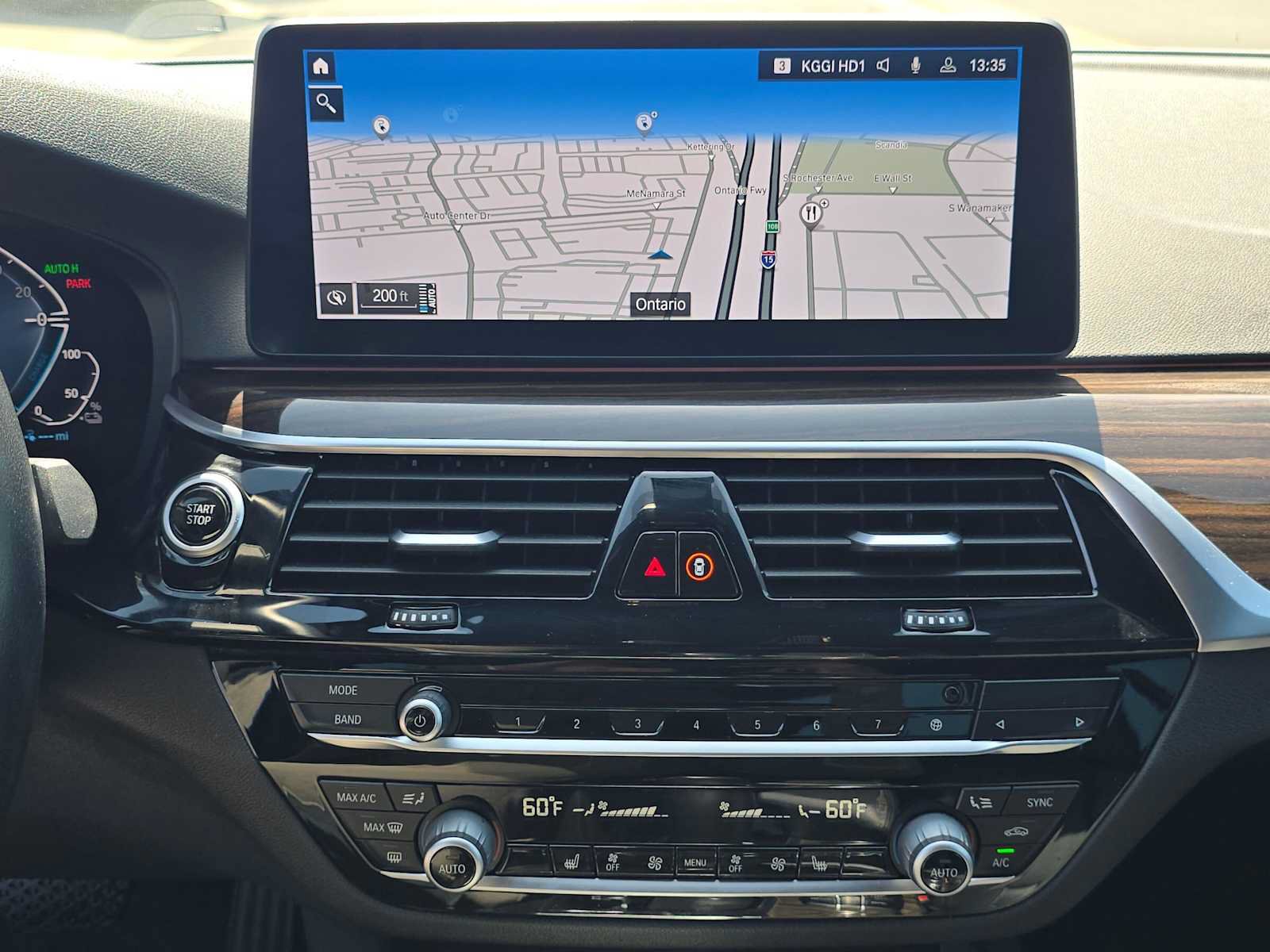Used 2021 BMW 530e w/ Parking Assistance Package RWD image 26