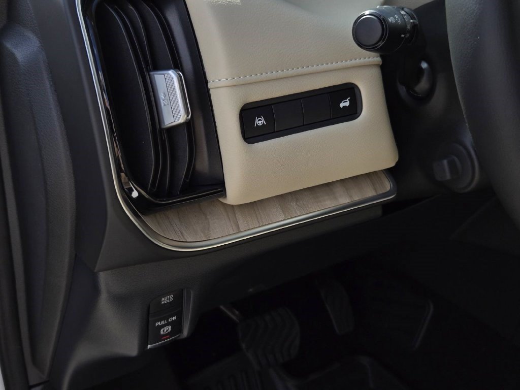 New 2026 Nissan Armada Platinum Reserve AWD/4WD image 19