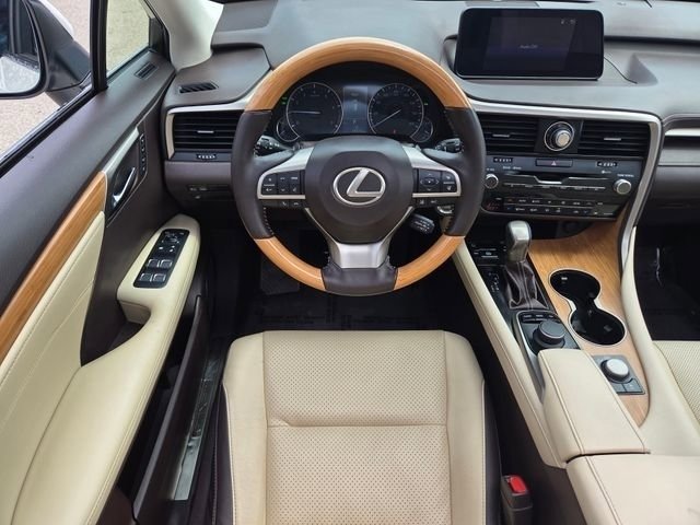 Used 2019 Lexus RX 350L FWD w/ Premium Package image 4