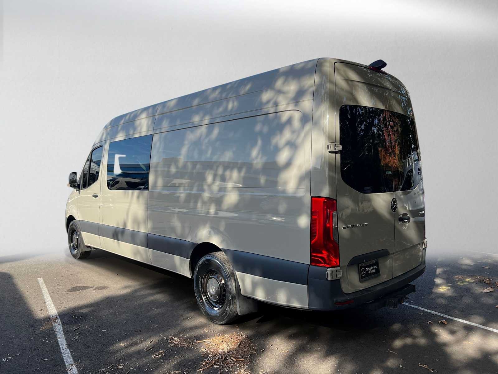 Used 2024 Mercedes-Benz Sprinter 2500 image 5