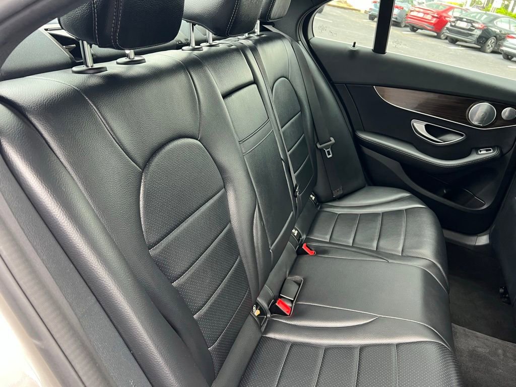 Used 2019 Mercedes-Benz C 300 4MATIC Sedan image 22
