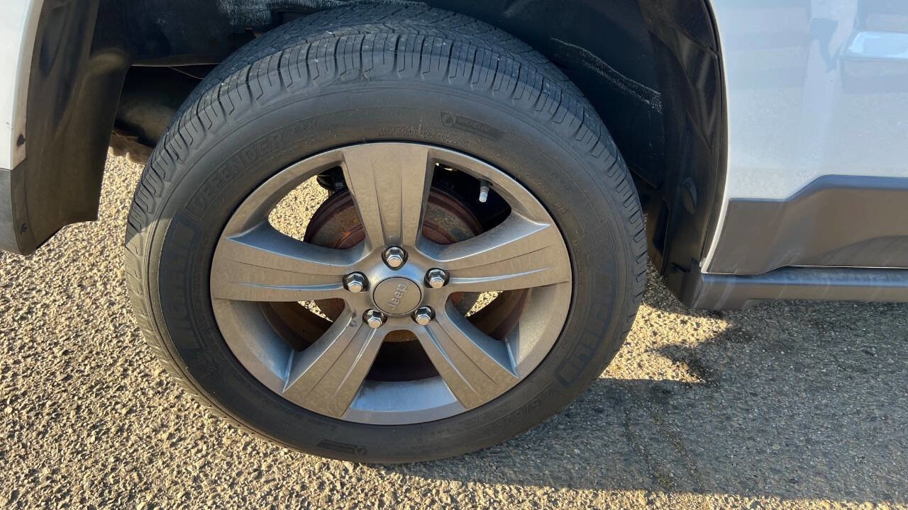 Used 2016 Jeep Patriot Sport w/ Power Value Group FWD image 28