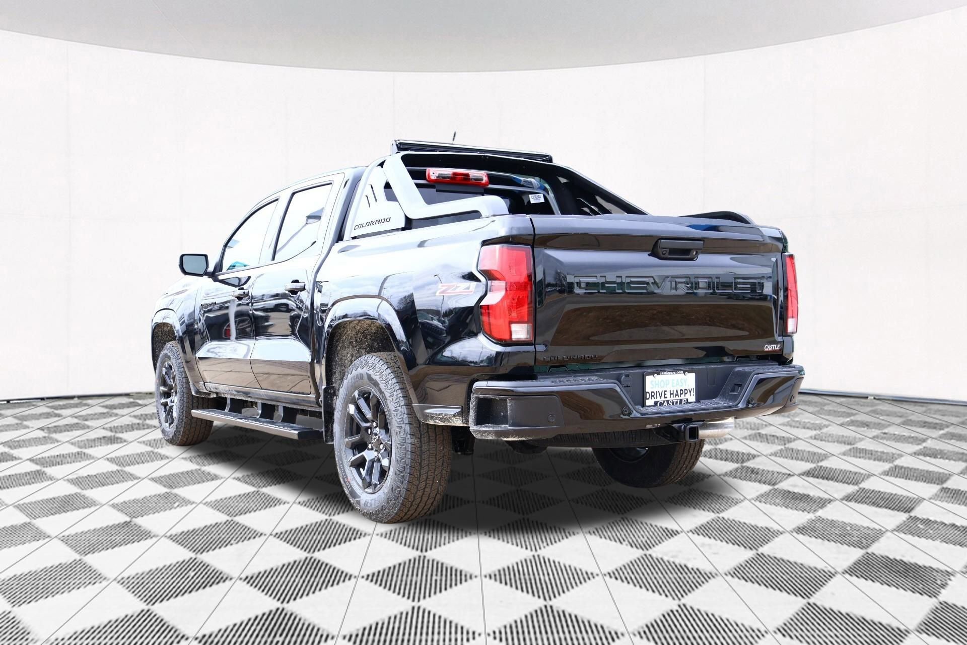 New 2025 Chevrolet Colorado Z71 w/ Midnight Edition image 18
