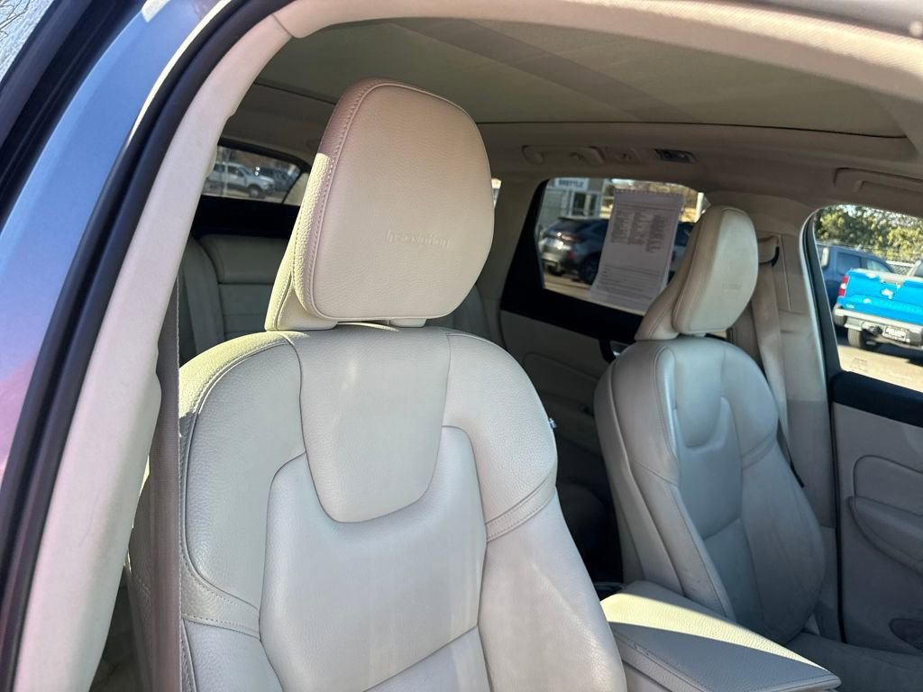 Used 2019 Volvo XC60 T5 Inscription FWD image 27