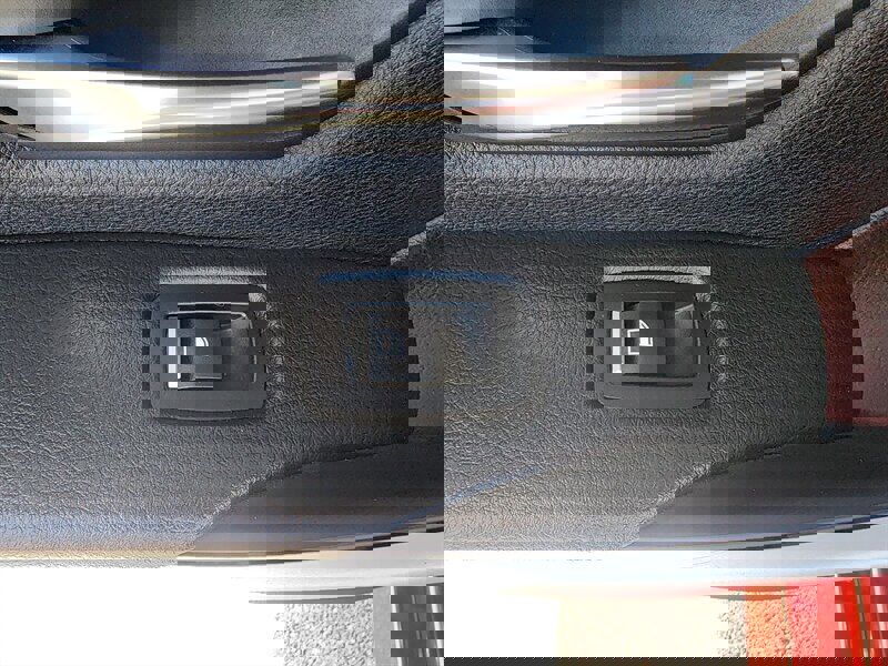 Used 2018 BMW 320i Sedan w/ Convenience Package image 68