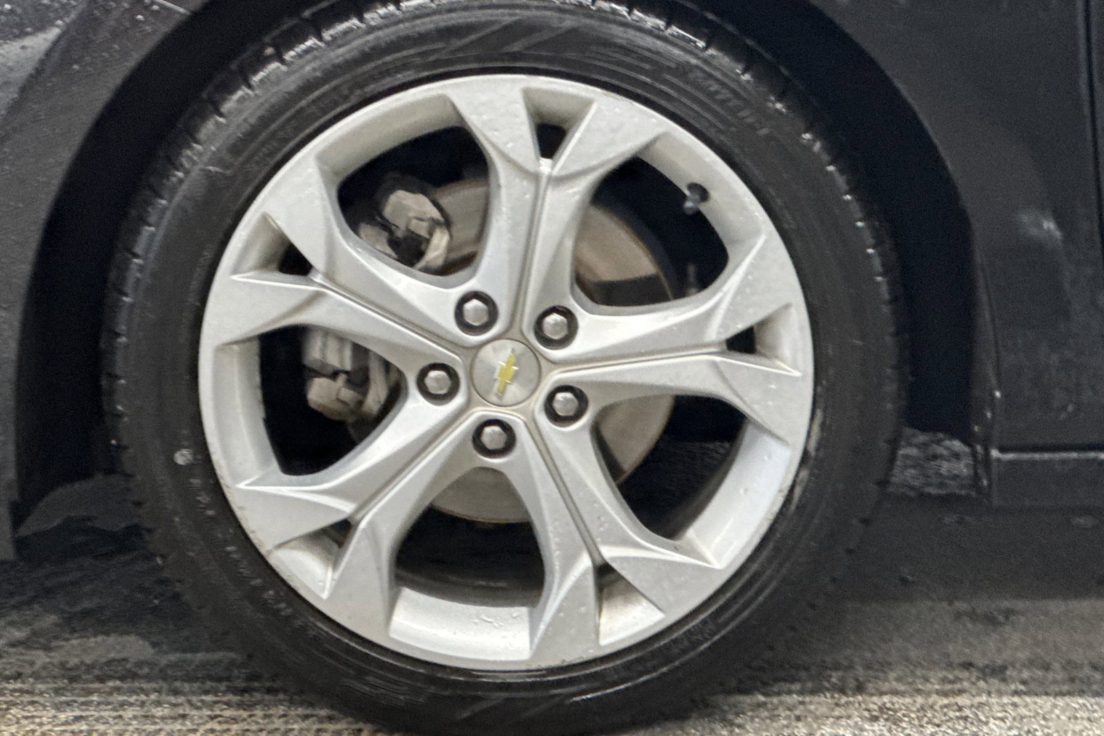 Used 2017 Chevrolet Cruze Premier image 23