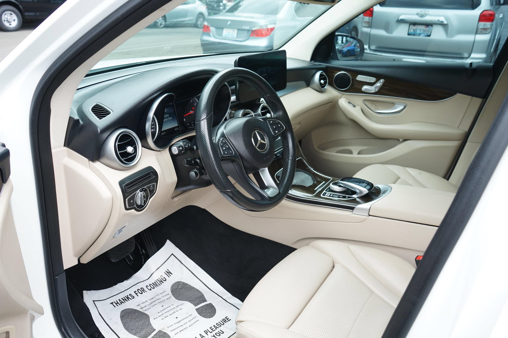 Used 2017 Mercedes-Benz GLC 300 image 14