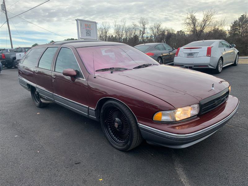 Used 1992 Oldsmobile Custom Cruiser image 2