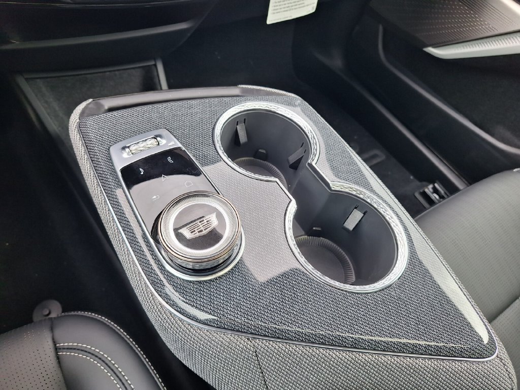 New 2027 Cadillac Optiq Premium Luxury RWD image 17