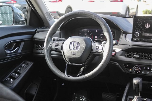 Used 2023 Honda Accord EX image 19