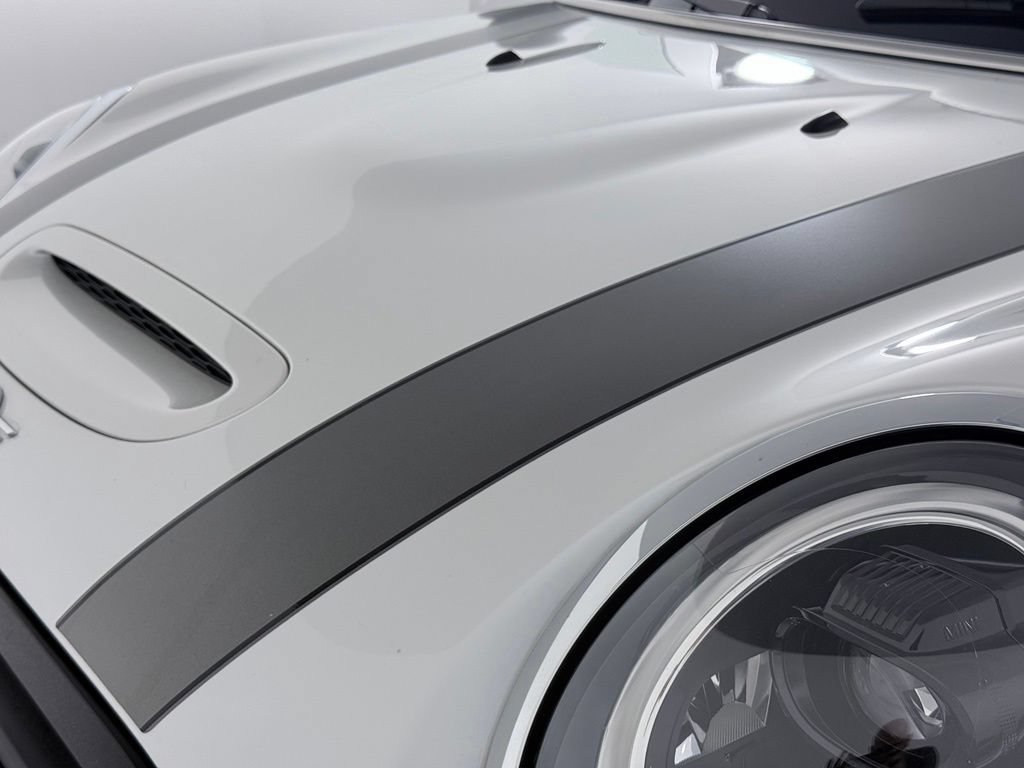 Used 2024 MINI Cooper S w/ Signature Upholstery Package FWD image 12