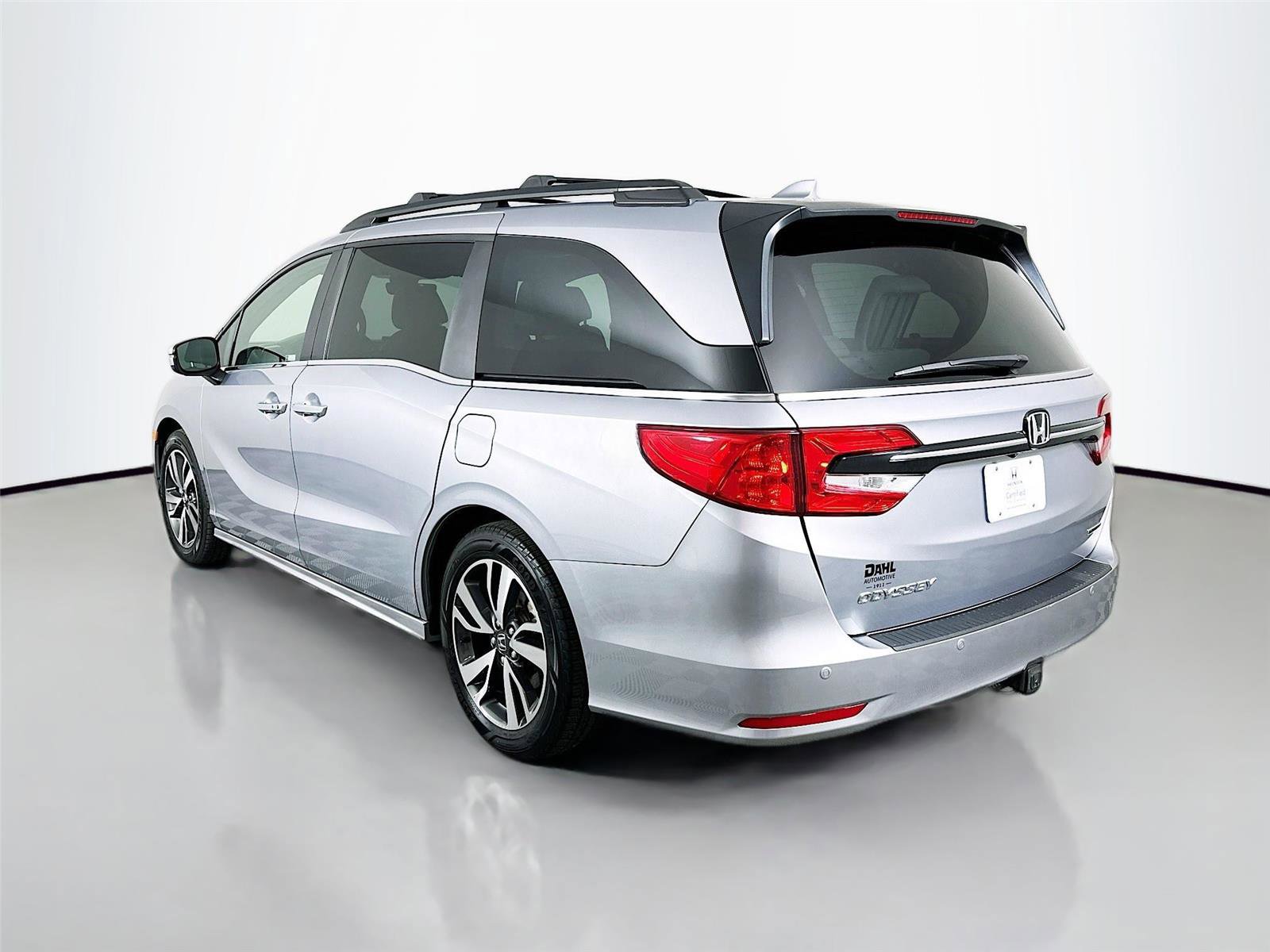 Certified 2022 Honda Odyssey Touring image 10