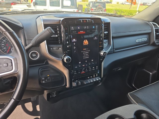 Used 2024 RAM 2500 Laramie AWD/4WD image 11