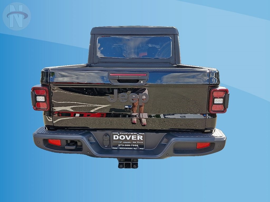 Certified 2026 Jeep Gladiator Sport AWD/4WD image 15