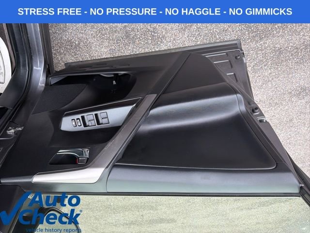 Used 2017 Toyota RAV4 XLE w/ Convenience Package image 16