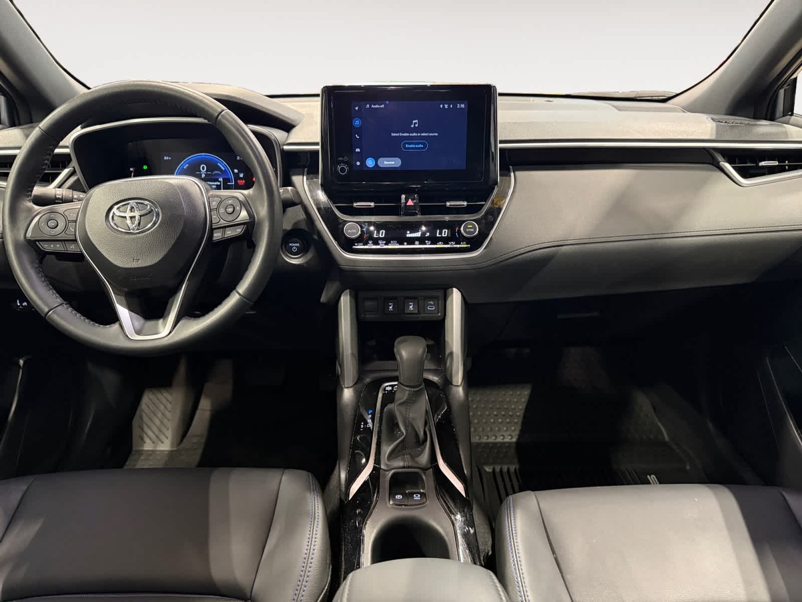 Used 2025 Toyota Corolla Cross AWD Hybrid image 11