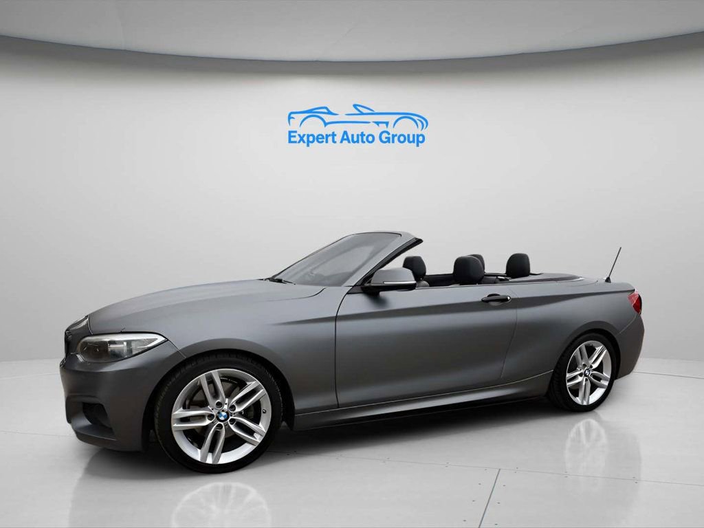 Used 2017 BMW 230i Convertible RWD image 4
