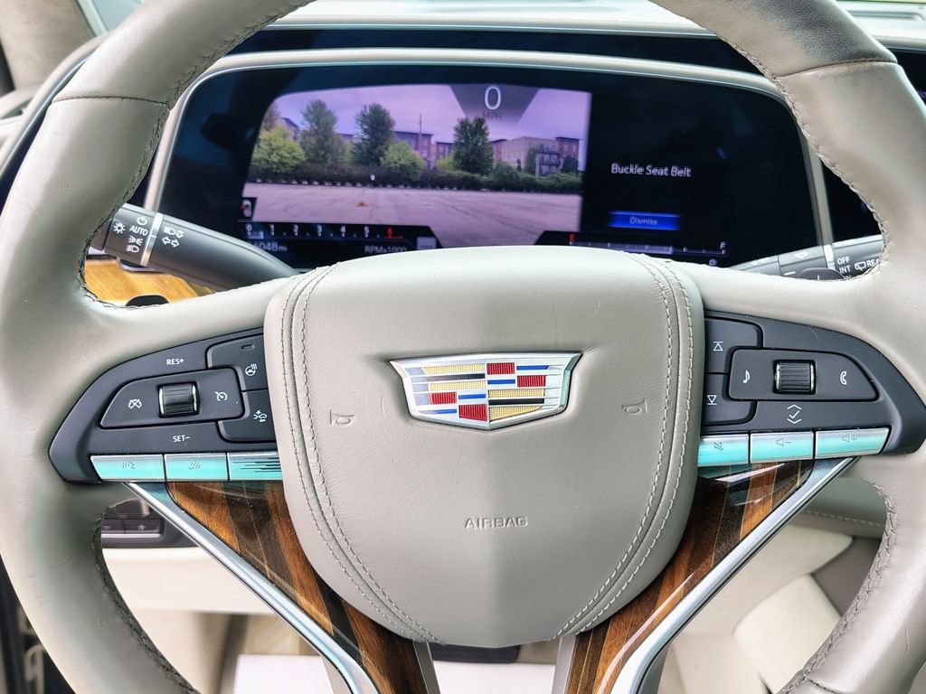Used 2023 Cadillac Escalade Sport Platinum w/ LPO, ONYX Package AWD/4WD image 36