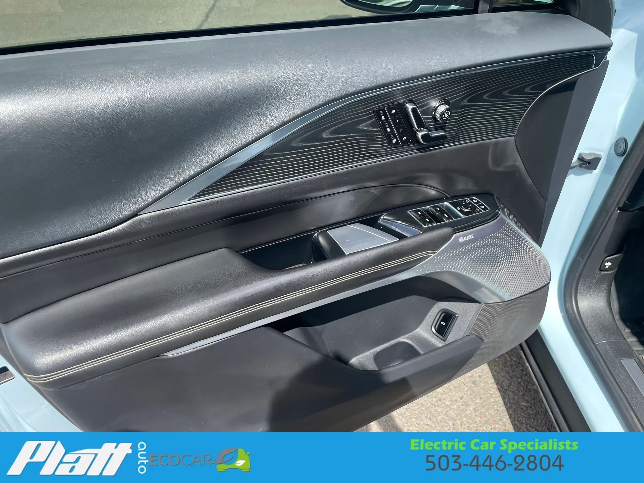 Used 2024 Cadillac Lyriq Sport AWD/4WD image 22