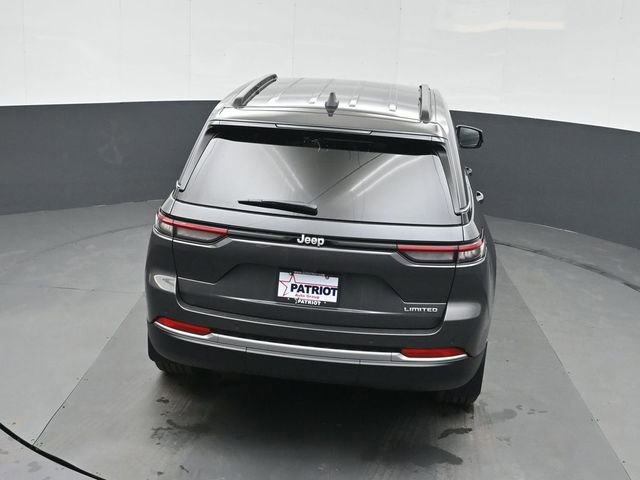 New 2026 Jeep Grand Cherokee Limited w/ Trailer Tow Package RWD image 32