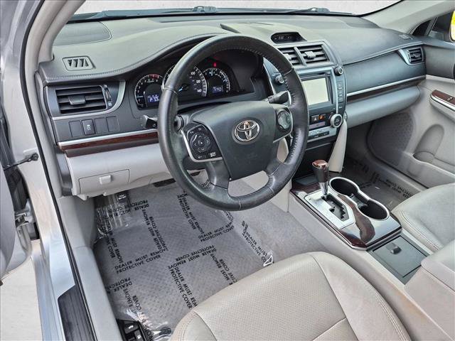 Used 2012 Toyota Camry XLE w/ Convenience Pkg FWD image 10
