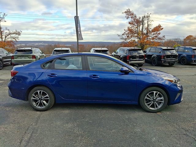 Used 2023 Kia Forte LXS image 7